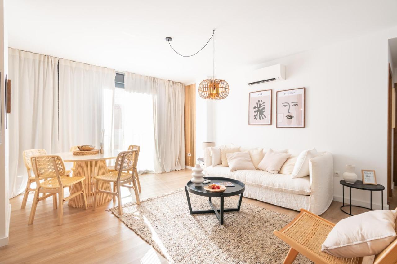 Malasana 13: Central Historic Apartment with Two Bedrooms Malaga Exterior photo